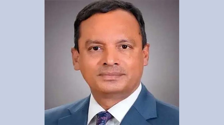 অ্যাটর্নি জেনারেলকে হুমকি, ৪ ডেপুটি অ্যাটর্নি জেনারেলকে শোকজ