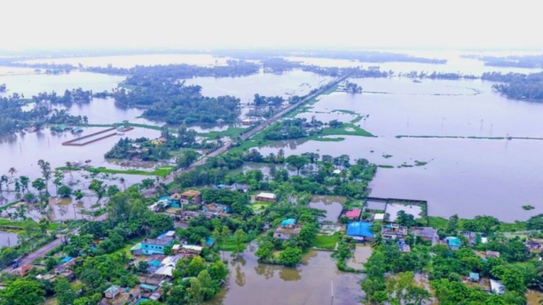 চট্টগ্রাম, পার্বত্য জেলা ও কক্সবাজারে পানি কমছে, ভাসছে ক্ষয়ক