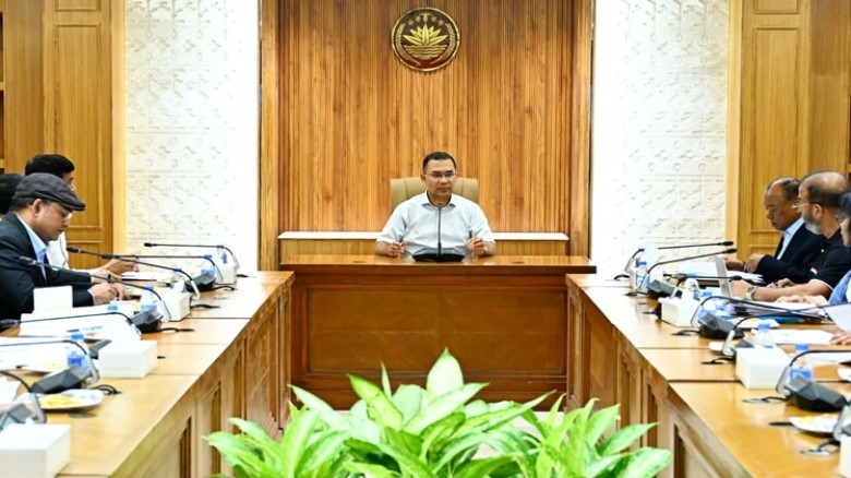 ফিটনেসবিহীন ও মেয়াদোত্তীর্ণ যান দ্রুত অপসারণের নির্দেশ প্রধ