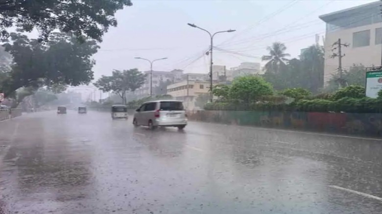 ঢাকায় বৃষ্টি-বজ্রবৃষ্টির সম্ভাবনা, ৮ অঞ্চলের নদীবন্দরে সতর্ক