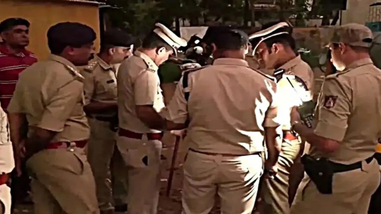 বেঙ্গালুরুতে বাংলাদেশি দম্পতিকে মারধরের অভিযোগে চিকিৎসক গ্রে