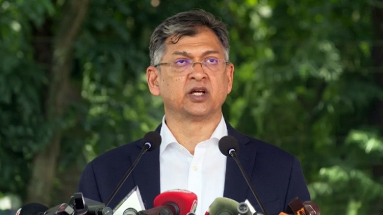 পুলিশ কোনো বিশেষ দল বা গোষ্ঠীর লাঠিয়াল বাহিনী নয়: স্বরাষ্ট