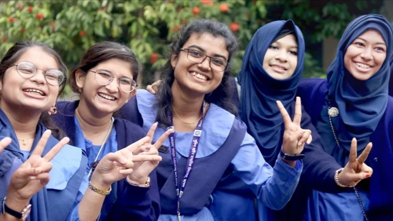 মানবিকে অর্ধেকের বেশি শিক্ষার্থী ফেল, বিজ্ঞানে পাস ৮০.৬৪ শতা