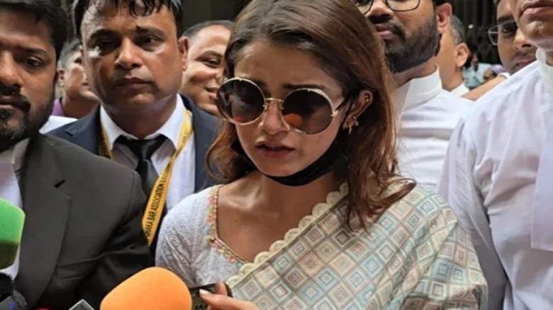 ২৮ হাজার টাকার শাড়ি প্রতারণার মামলায় আত্মসমর্পণ করে জামিন পেলেন তিশা...