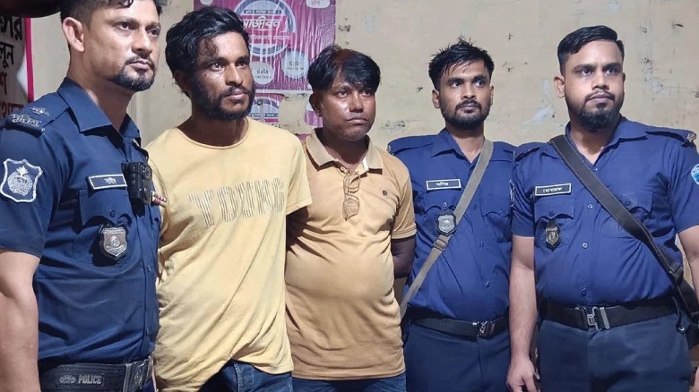 কক্সবাজারে বন্দুকসহ দুজন গ্রেফতার
