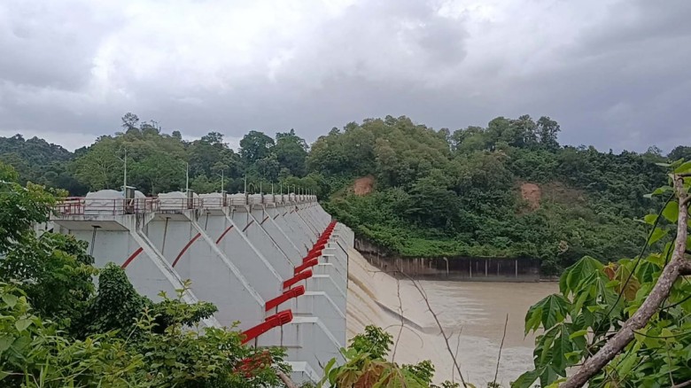 রাতে কাপ্তাই হ্রদের ১৬টি জলকপাট দিয়ে পানি ছাড়ার প্রস্তুতি