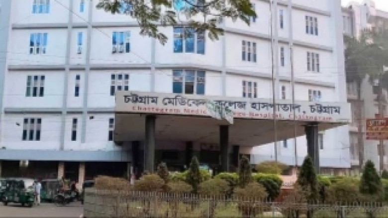 মোটরসাইকেলে সাজেক-কক্সবাজার ঘুরে ফেরার পথে সড়ক দুর্ঘটনায় দুই