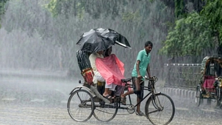কক্সবাজারে ১৯৫ মিলিমিটার বৃষ্টি, চট্টগ্রামে বজ্রবৃষ্টির আভাস