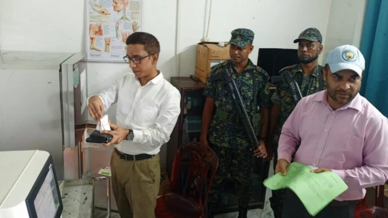 কক্সবাজারে ভোক্তা-অধিকার লঙ্ঘনের অভিযোগে দুই প্রতিষ্ঠানকে জর