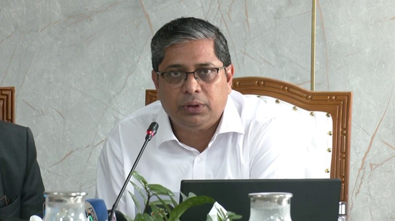 স্থানীয় সরকার নির্বাচনে দলীয় প্রতীক থাকছে না, বৈধ হলেই প্রার