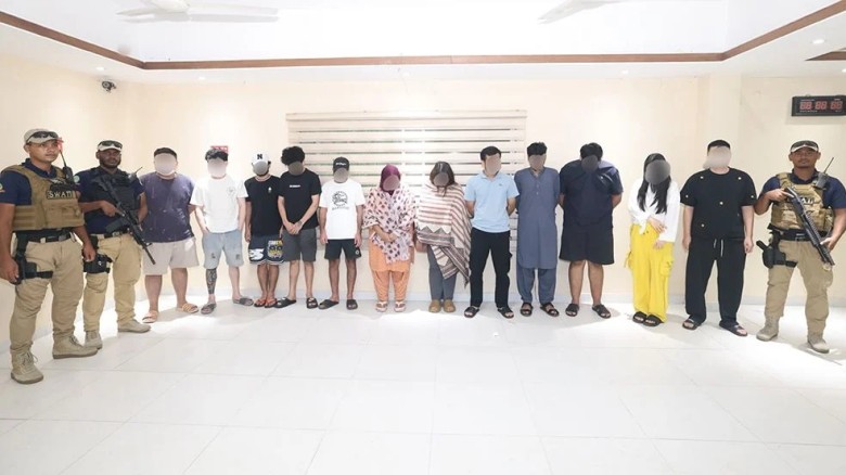 চট্টগ্রামে অভিজাত এলাকায় বহুতল ভবনে ১৭০ ডিভাইস, গ্রেপ্তার ৬৩