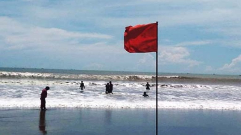 লঘুচাপের প্রভাবে উপকূলে ঝড়-বৃষ্টির শঙ্কা, ৩ নম্বর সংকেত