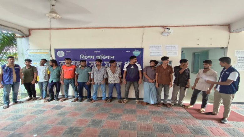 কক্সবাজারে পুলিশের বিশেষ অভিযানে চোর-ছিনতাইকারীসহ গ্রেপ্তার 