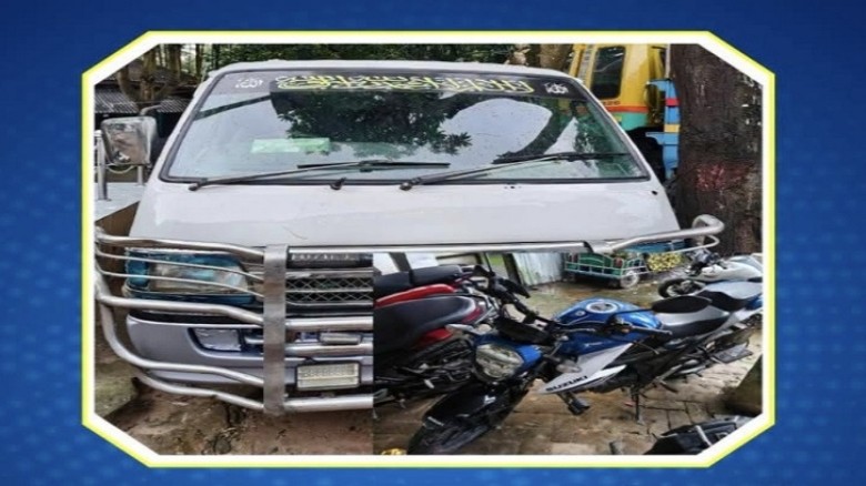 কক্সবাজারে ২৭ মামলার আসামি বাদলসহ দুই ডাকাত গ্রেফতার